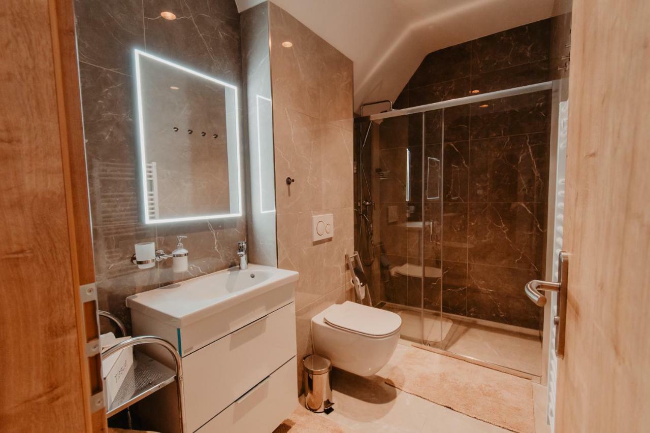 Villa Garden Apartments Poprad Buitenkant foto