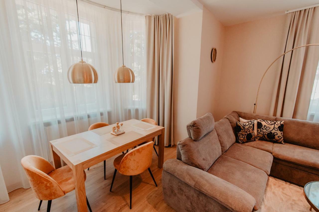Villa Garden Apartments Poprad Buitenkant foto