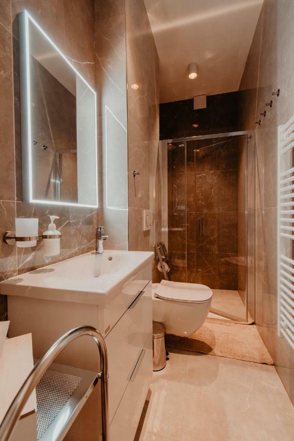 Villa Garden Apartments Poprad Buitenkant foto